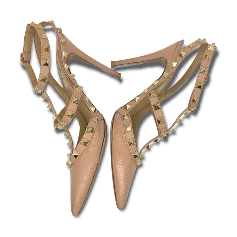 Valentino Garavani Rockstud pumps 